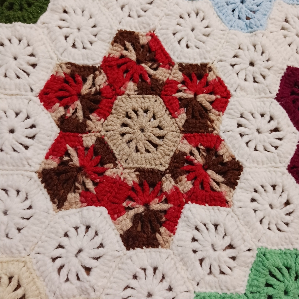 Blanket Afghan Throw GranncoreHexagon 62x42 - Picture 10 of 10